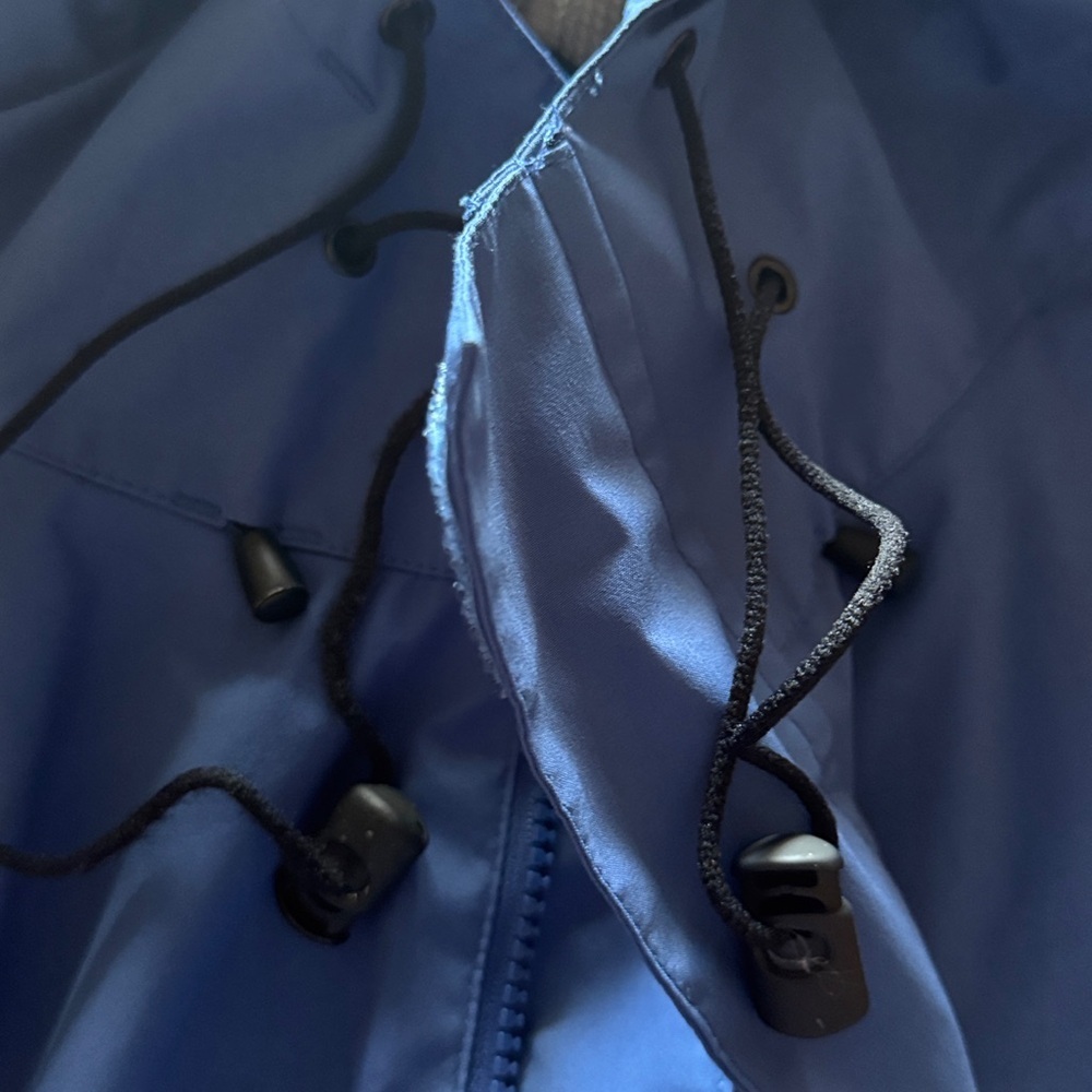 Lands' End Waterproof Packable Wind Jacket Size L - image 8